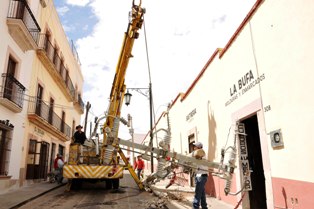 POR CONCLUIR LA REGENERACIÓN DE IMAGEN URBANA DE LA CALLE 1º DE MAYO, EN EL CENTRO HISTÓRICO: PESCHARD BUSTAMANTE