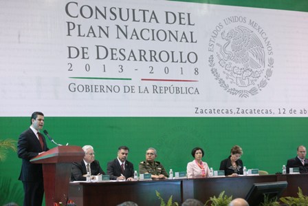 INAUGURAN GOBERNADOR Y SECRETARIA DE SALUD FORO DE CONSULTA DEL PLAN NACIONAL DE DESARROLLO 2013-2018