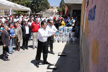 INICIA GOBERNADOR SEGUNDA ETAPA DE “SUMANDO COLOR A TU HOGAR”