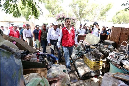 LLEVA GOBERNADOR AYUDA HUMANITARIA A DAMNIFICADOS DE RÍO GRANDE