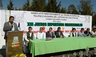 INAUGURA ALCALDE ENCUENTRO DEPORTIVO MAGISTERIAL DEL SITTEZ