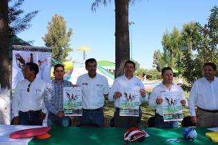 PRESENTAN TRIATLÓN SÚPER SPRINT EN CENTRO RECREATIVO LAS MARGARITAS