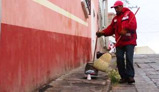 BRINDA LA PISTA DE HIELO SERVICIO A 1000 PERSONAS DIARIAMENTE