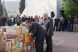 ALCALDE ENTREGA NUEVOS APOYOS A LA POBLACIÓN