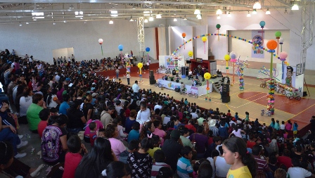 FESTEJAN DÍA DEL NIÑO EN EL AUDITORIO MUNICIPAL DE GUADALUPE