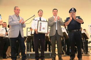 ASISTE GOBERNADOR A PRESENTACIÓN DE LA ORQUESTA SINFÓNICA DE LA PF