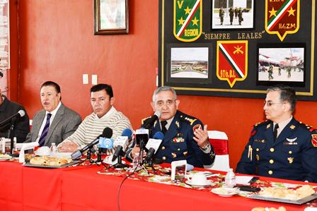 ACUDE ALCALDE A TOMA DE POSESIÓN DEL NUEVO COMANDANTE DEL 97 BATALLÓN