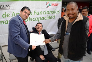 BENEFICIAN A 53 GUADALUPENSES CON DISCAPACIDAD