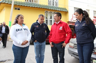 ATIENDE ALFREDO SALAZAR LAS NECESIDADES APREMIANTES DE LAS PERSONAS EN AUDIENCIA