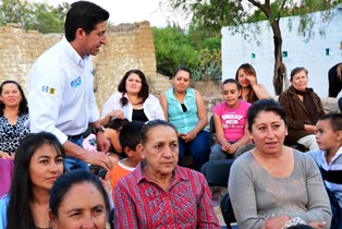 Tavo de la Torre en Los Félix, Los Juárez ,Los Mota y El Saucito