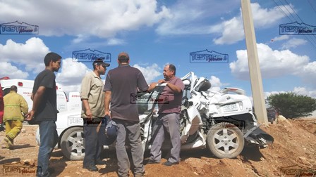 TRES HERIDOS EN BRUTAL CHOQUE EN CARRETERA