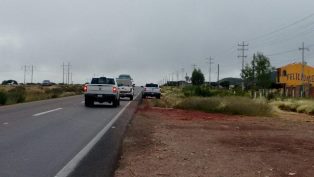 Encuentran tres ejecutados en el interior de una camioneta rumbo a Trancoso