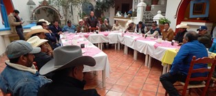 PRODUCTORES ZACATECANOS PARAN VENTA DE FRIJOL HASTA QUE LES GARANTICEN LOS 16 PESOS POR KG