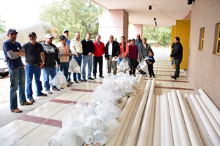 AUTORIDADES ENTREGAN BECAS A 206 ESTUDIANTES JEREZANOS.