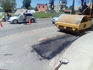 REINICIAN TRABAJOS DE BACHEO   EN LAS PRINCIPALES CALLES DE FRESNILLO