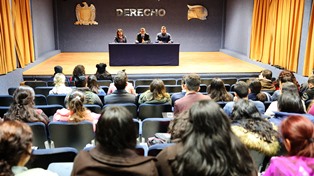 OFRECE MAGISTRADO PRESIDENTE DEL TSJEZ CONFERENCIA A ALUMNOS DE DERECHO