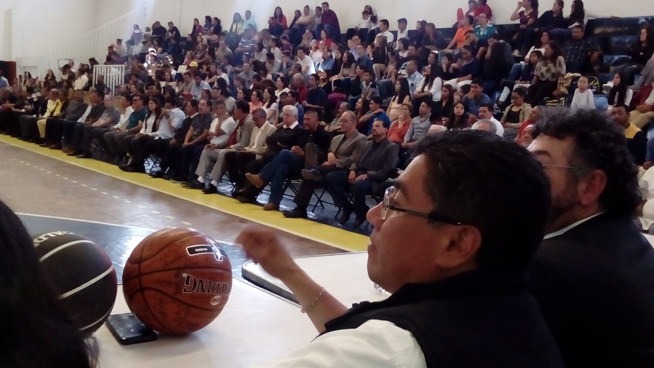 RECONOZCO Y ADMIRO A LOS BASQUETBOLISTAS HOMENAJEADOS, SON EJEMPLO DE MUCHAS GENERACIONES: SAÚL MONREAL ÁVILA