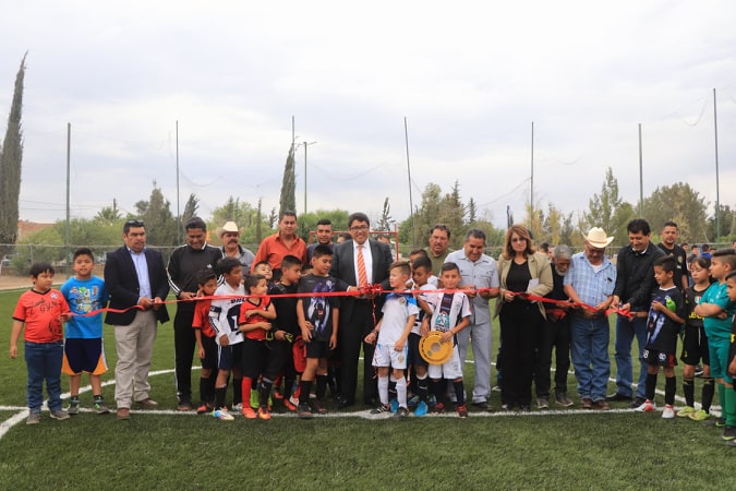 ENTREGAN PROYECTO DE REHABILITACIÓN DE LA CANCHA DE FÚTBOL DE LA DEPORTIVA FRANCISCO VILLA