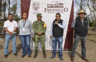 APOYAN SOLDADOS DEL 97 BATALLÓN DE INFANTERÍA EN LA XXXIII MEGABRIGADA UN DÍA POR FRESNILLO, EN LA PRESA DE RIVERA