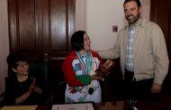 GOBERNADOR CONDECORA CON MEDALLA DE PLATA A ADRIANA ITURRIAGA, CAMPEONA DE JUEGOS OLÍMPICOS ESPECIALES 2019