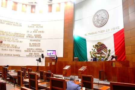 Diputados llaman a incluir a otros sectores como prioritarios en la vacunación contra el Covid-19