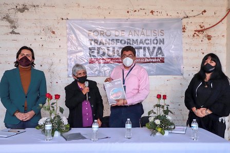 SAÚL MONREAL INAUGURA EL FORO DE ANÁLISIS TRANSFORMACIÓN EDUCATIVA