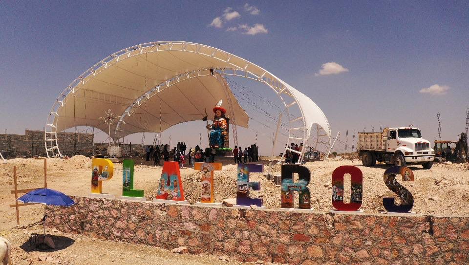 SUPERVISA SAÚL MONREAL INSTALACIÓN DE LA VELARIA PARA EL SANTO NIÑO DE ATOCHA GIGANTE