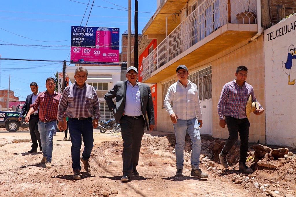 SUPERVISA SAÚL MONREAL OBRAS EN EL CENTRO DE FRESNILLO