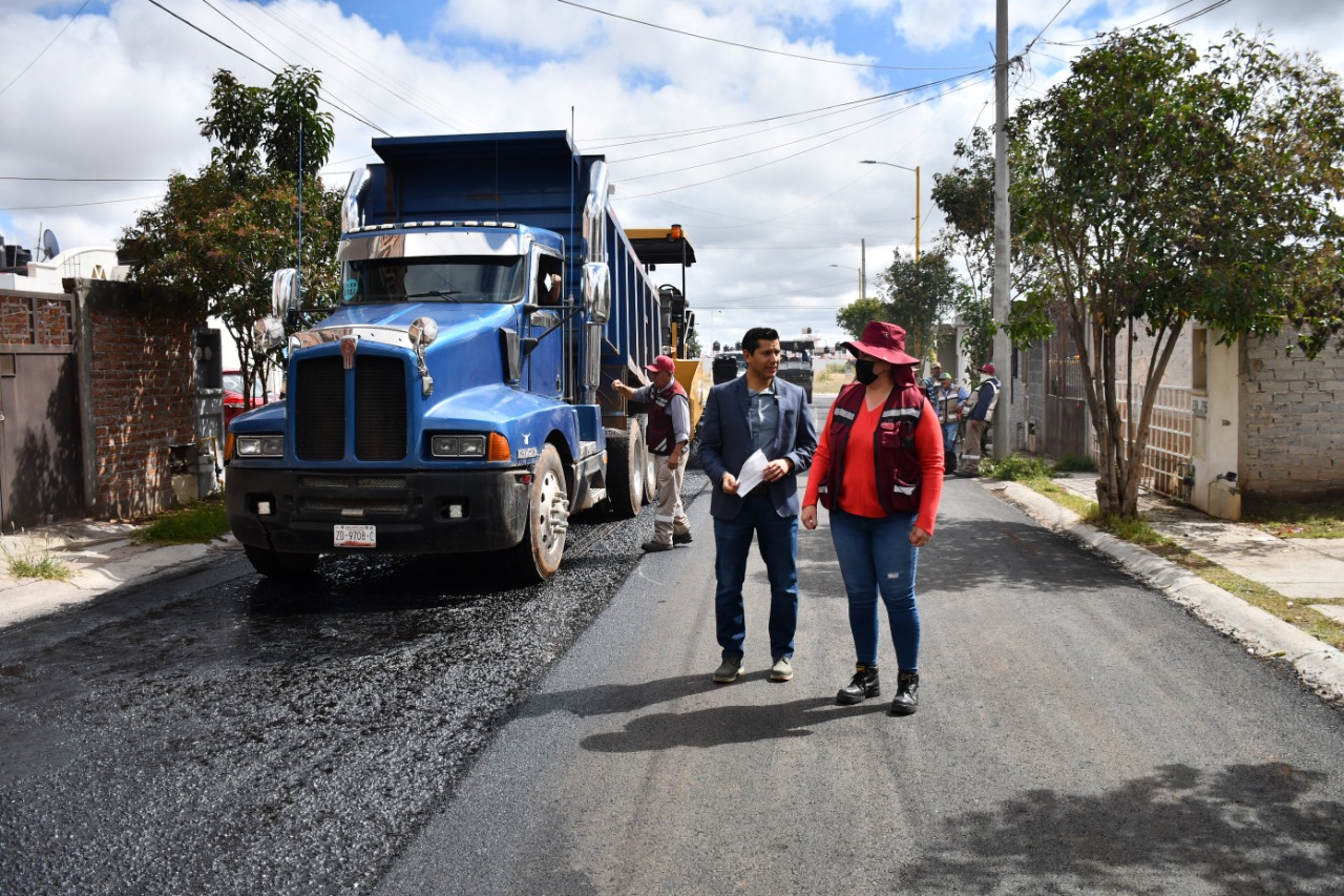 Supervisa Julio César Chávez rescate de vialidades en Colonia Orquídeas