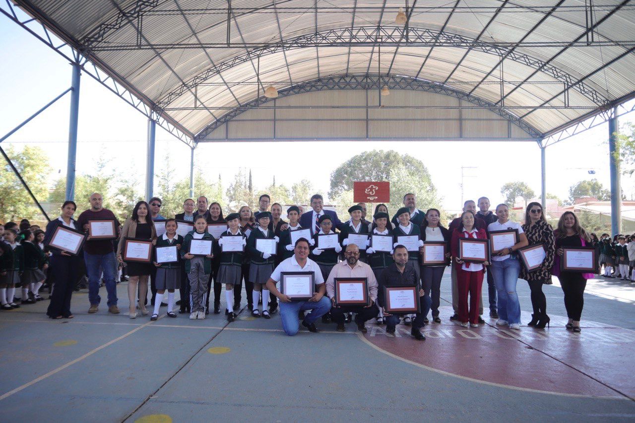 PROMUEVEN LOS VALORES CÍVICOSEN LA ESCUELA ÁLVARO OBREGÓN