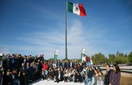 En ceremonia cívica de la UTZAC Reconoce José Saldívar Alcalde a la comunidad estudiantil por su contribución en el mejoramiento de la sociedad