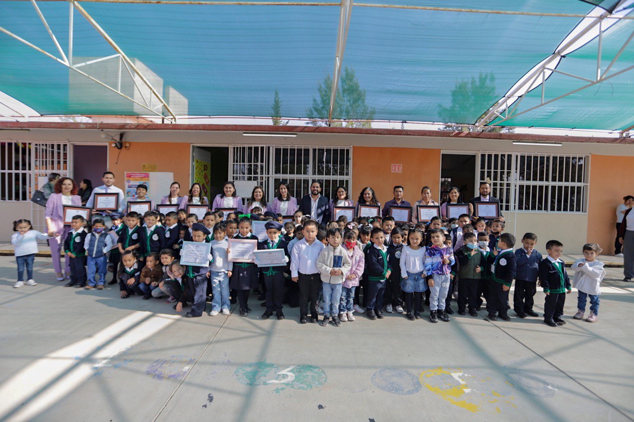 GOBIERNO DE FRESNILLO, COMPROMETIDO CON ESCUELAS