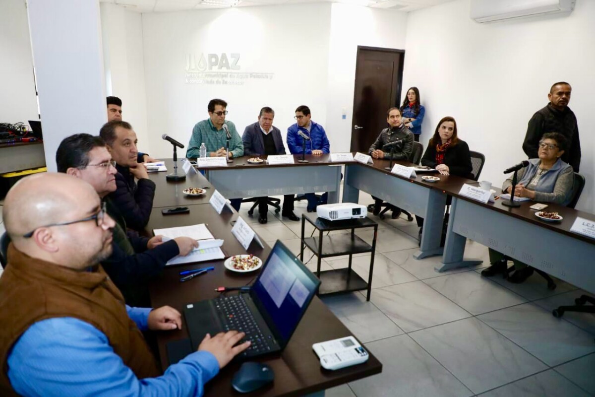 Encabeza Gobernador David Monreal trabajos para garantizar a la población el abasto de agua potable 