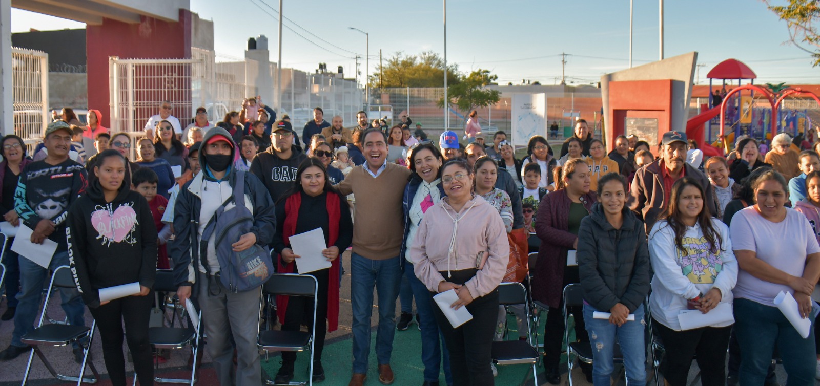 Con entrega de apoyos alimentarios  Contribuye Pepe Saldívar en el mejoramiento de la calidad de vida de las y los guadalupenses