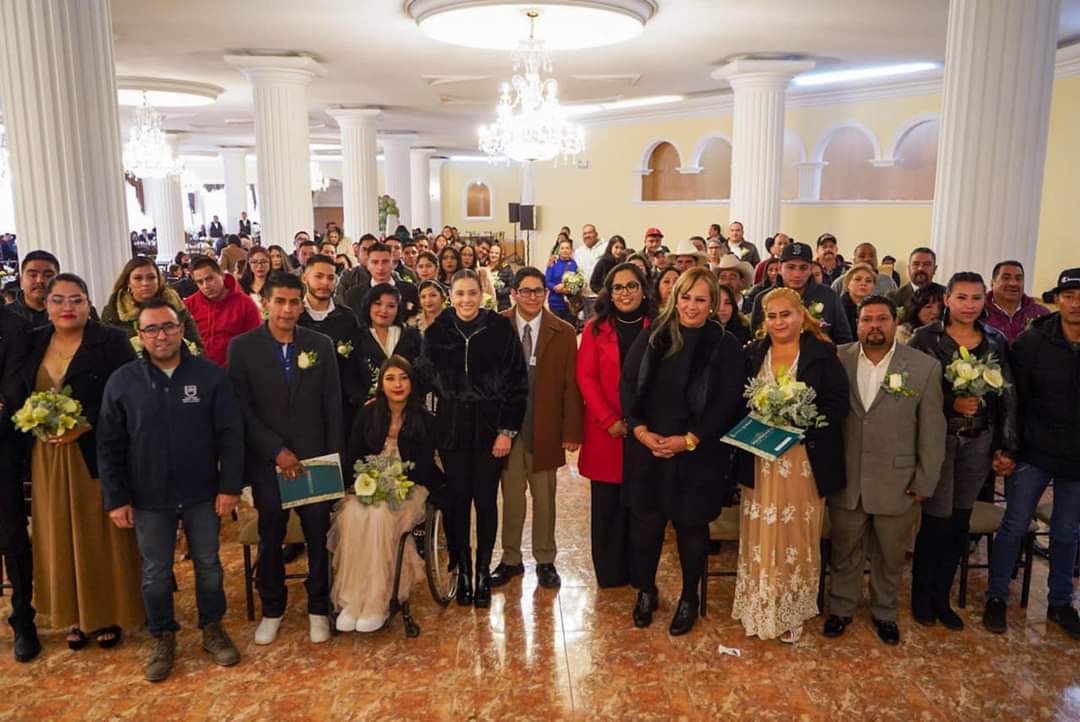 REALIZA EL AYUNTAMIENTO CAPITALINO LA CEREMONIA DE MATRIMONIOS COLECTIVOS 2024