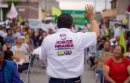 VISITA JORGE MIRANDA LA COLONIA EL JARALILLO PARA TENER UN ACERCAMIENTO CON HABITANTES