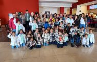 Niñas y niños de Casa Cuna “Plácido Domingo” disfrutan una mañana de cine