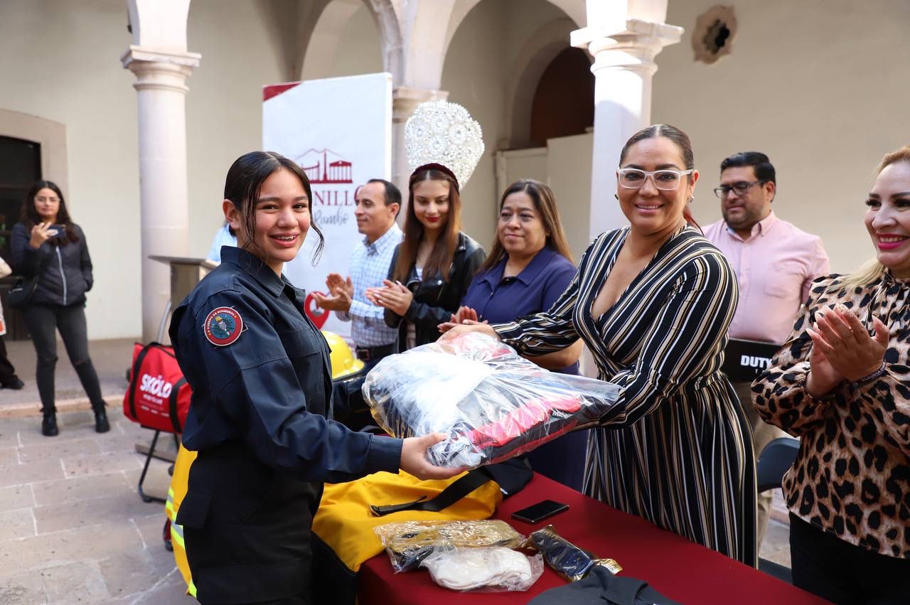 RECONOCEN EN FRESNILLO LA LABOR DE LOS BOMBEROS