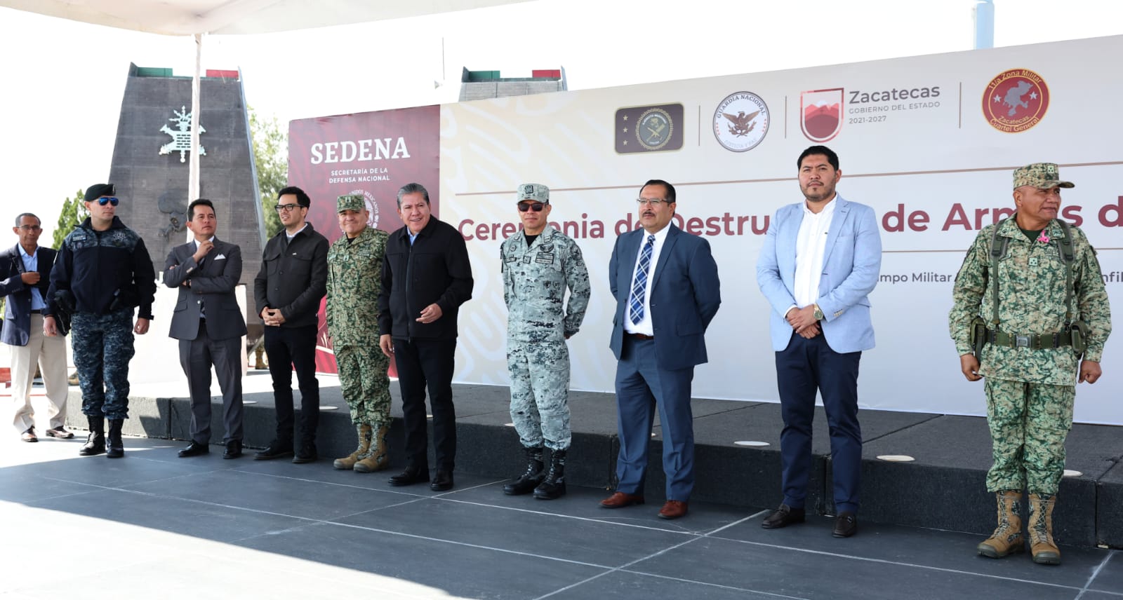 Encabeza Gobernador David Monreal ceremonia de destrucción de armas