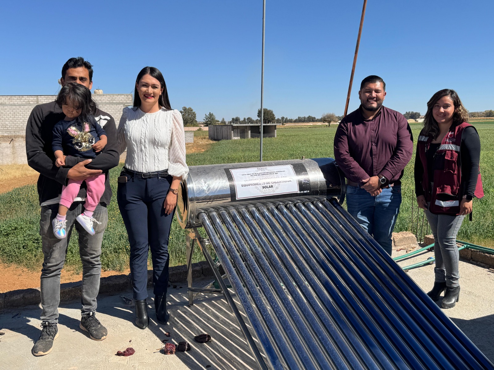 Gobierno de Zacatecas supervisa calentadores solares del programa Bienestar para el Hogar, en Fresnillo